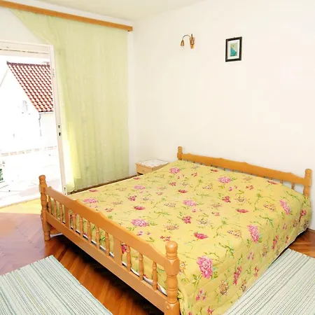 With A Parking Space Hvar - 115